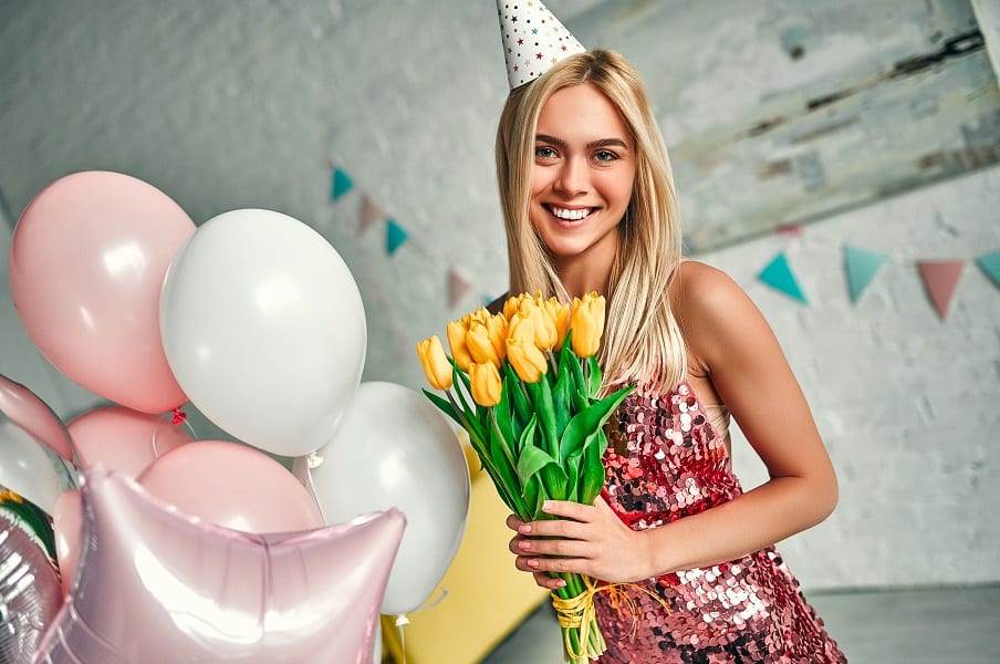 birthday photoshoot flower idea