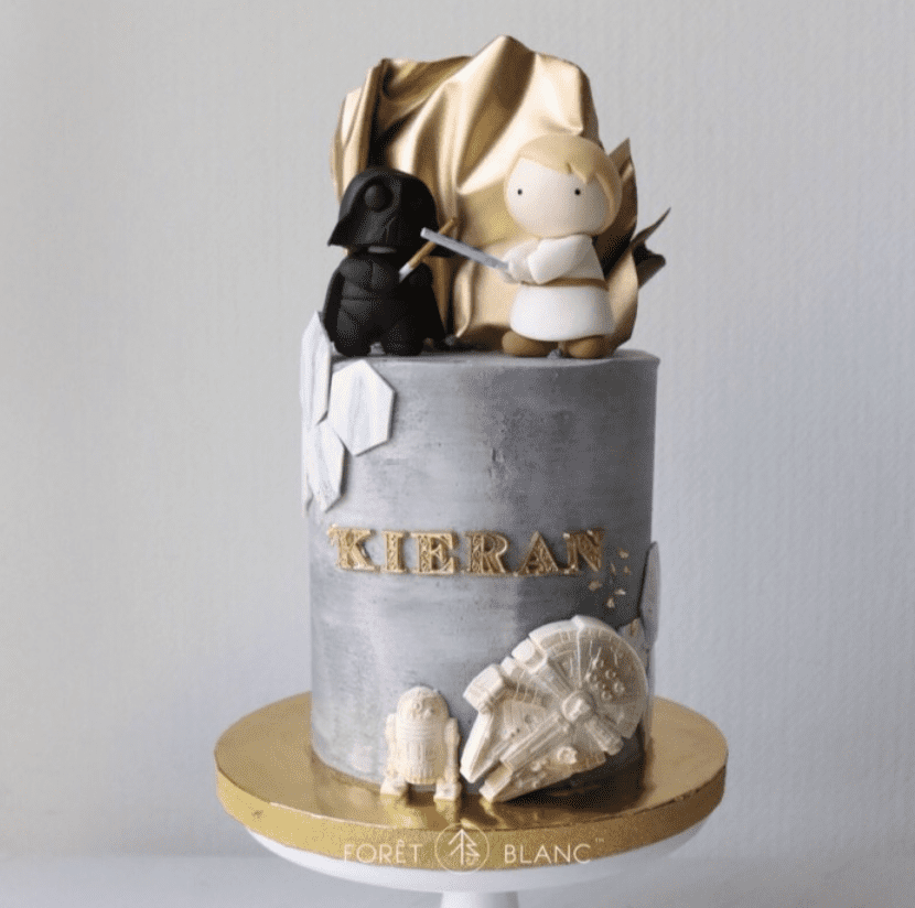 Cute FIgurine Cake