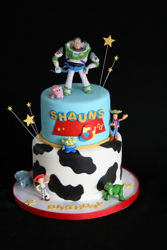 Buzz Light Year Cake | I love making cow print on cake...so … | Sweet-Tooth Cakes and Cupcakes | Flickr