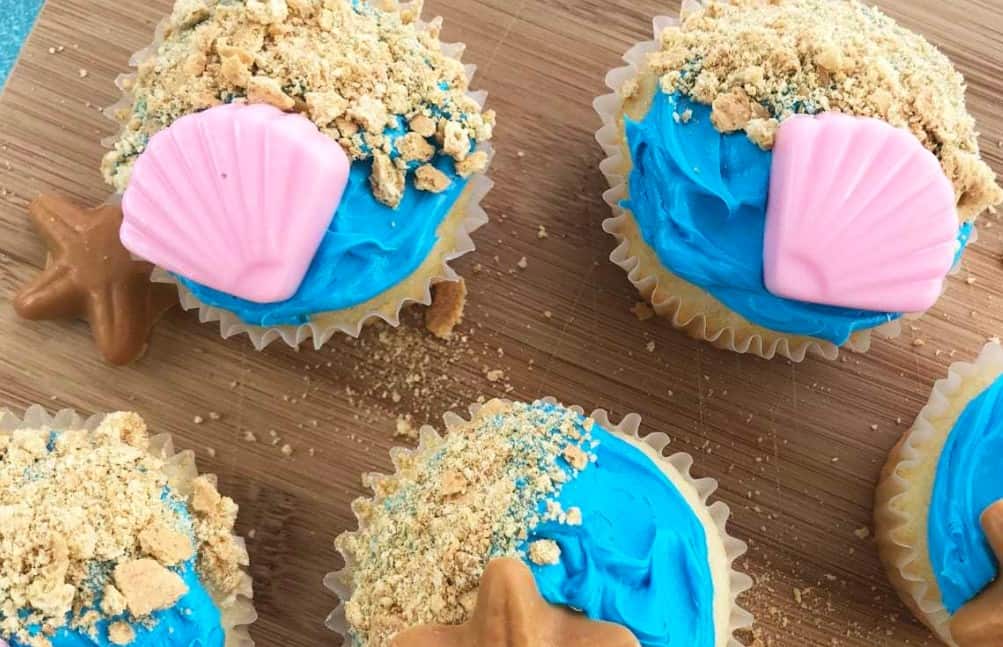 Land & Sea Cupcakes