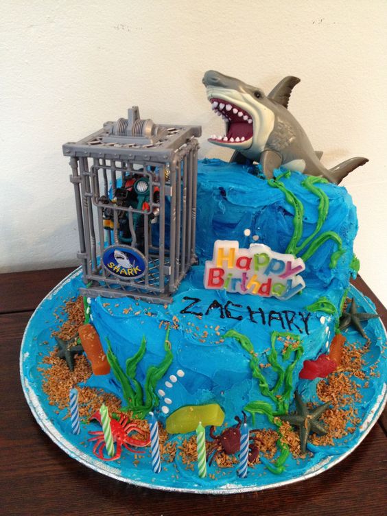 "Cage Diving" Shark Cake Idea