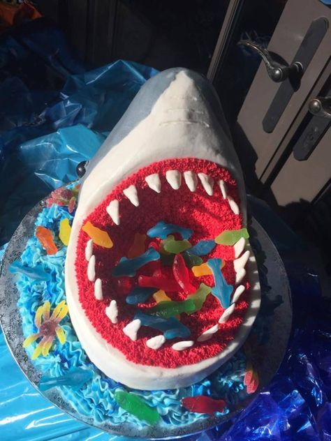 "Gummy Babies" Shark Cake Idea