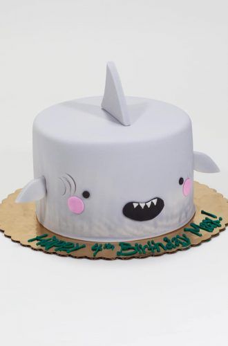 "Seaside Besties" Shark Cake Idea