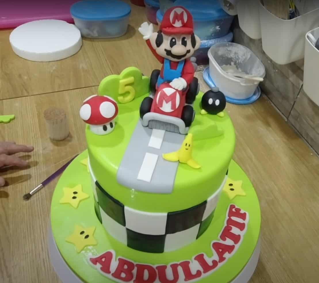 super mario cake