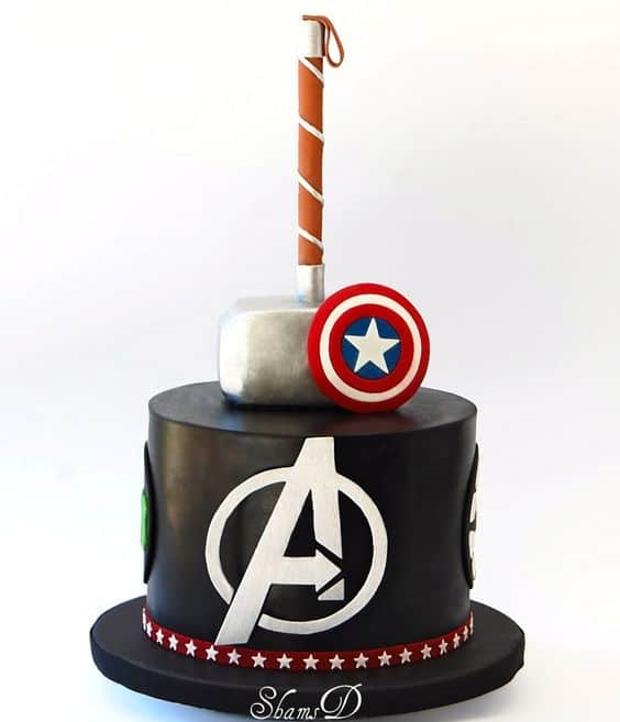 Simple Avengers A Cake