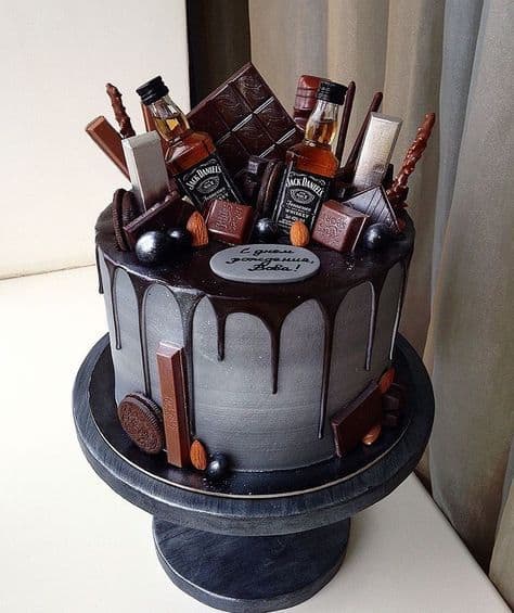 The Alcohol Lovers’ Birthday Cake