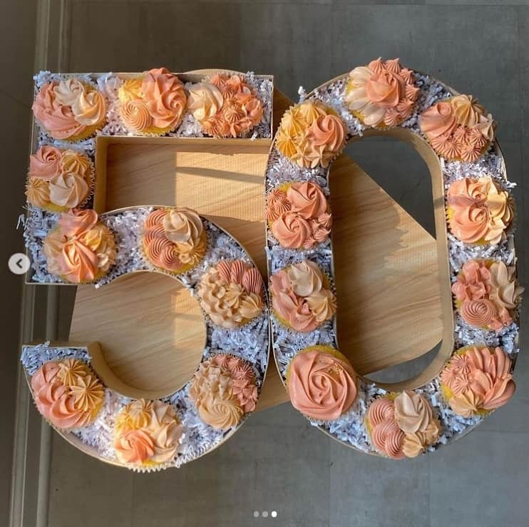 50 number cupcake cake 