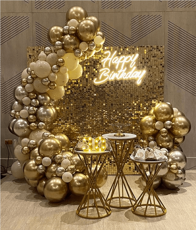 Glittery Gold Party Setup