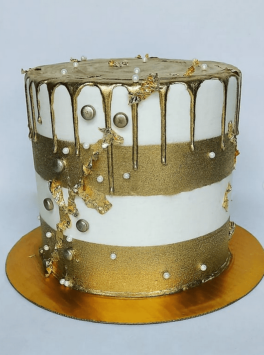 Golden Metalic Cake