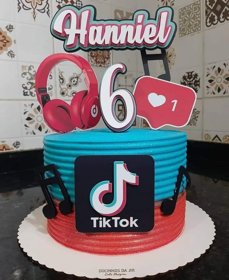 tiktok birthday cake