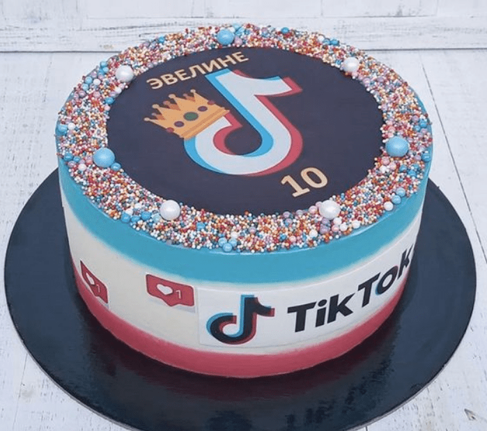 tiktok cake